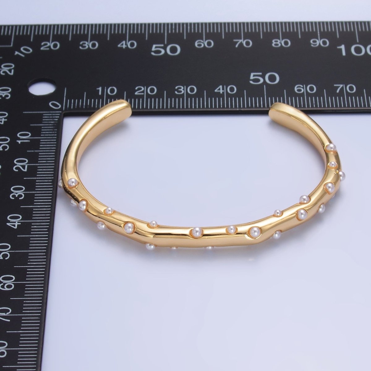 24K Gold Filled Shell Pearl Dotted Cuff Bracelets | WA-2721