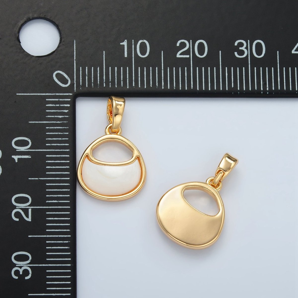 24K Gold Filled Shell Pearl Geometric Bezel Pendant | H457