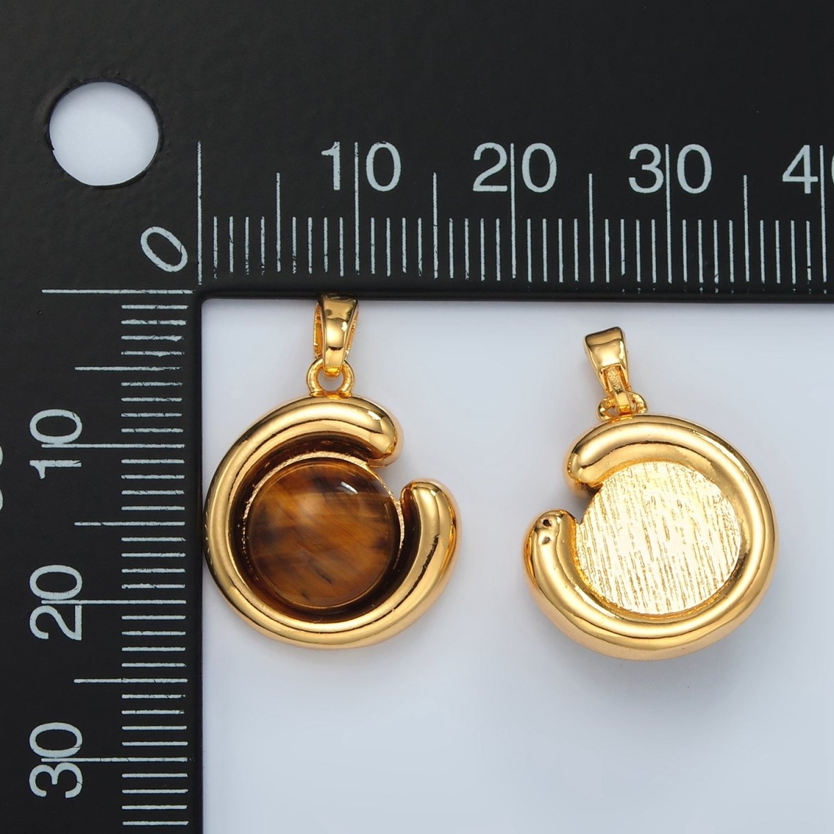 24K Gold Filled Tiger Eye Gemstone Round Curved Bezel Pendant | H809