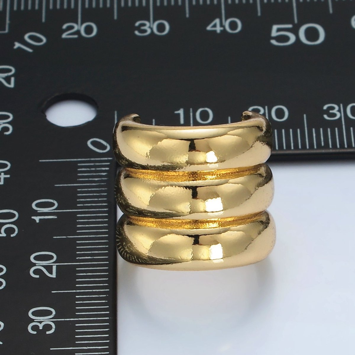 24K Gold Filled Triple Band C-Shaped Hoop Earrings | Q363
