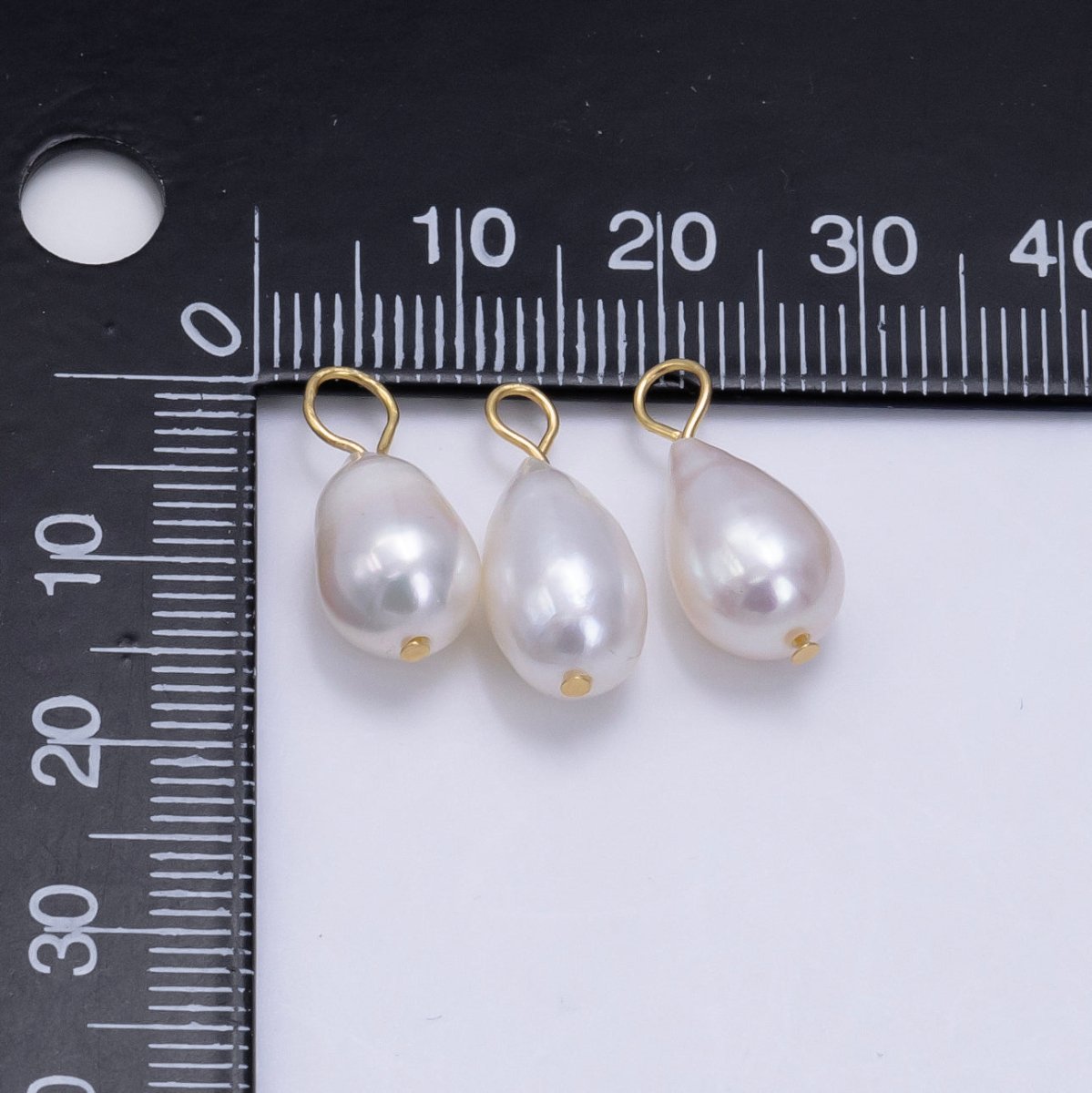 24K Gold Filled White Freshwater Pearl Handmade Wire Bail Charm | P1886