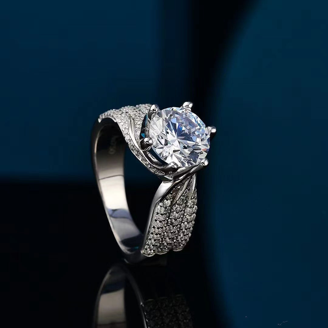 5 Karat Women's Elegant Six-Claw Crown Ring