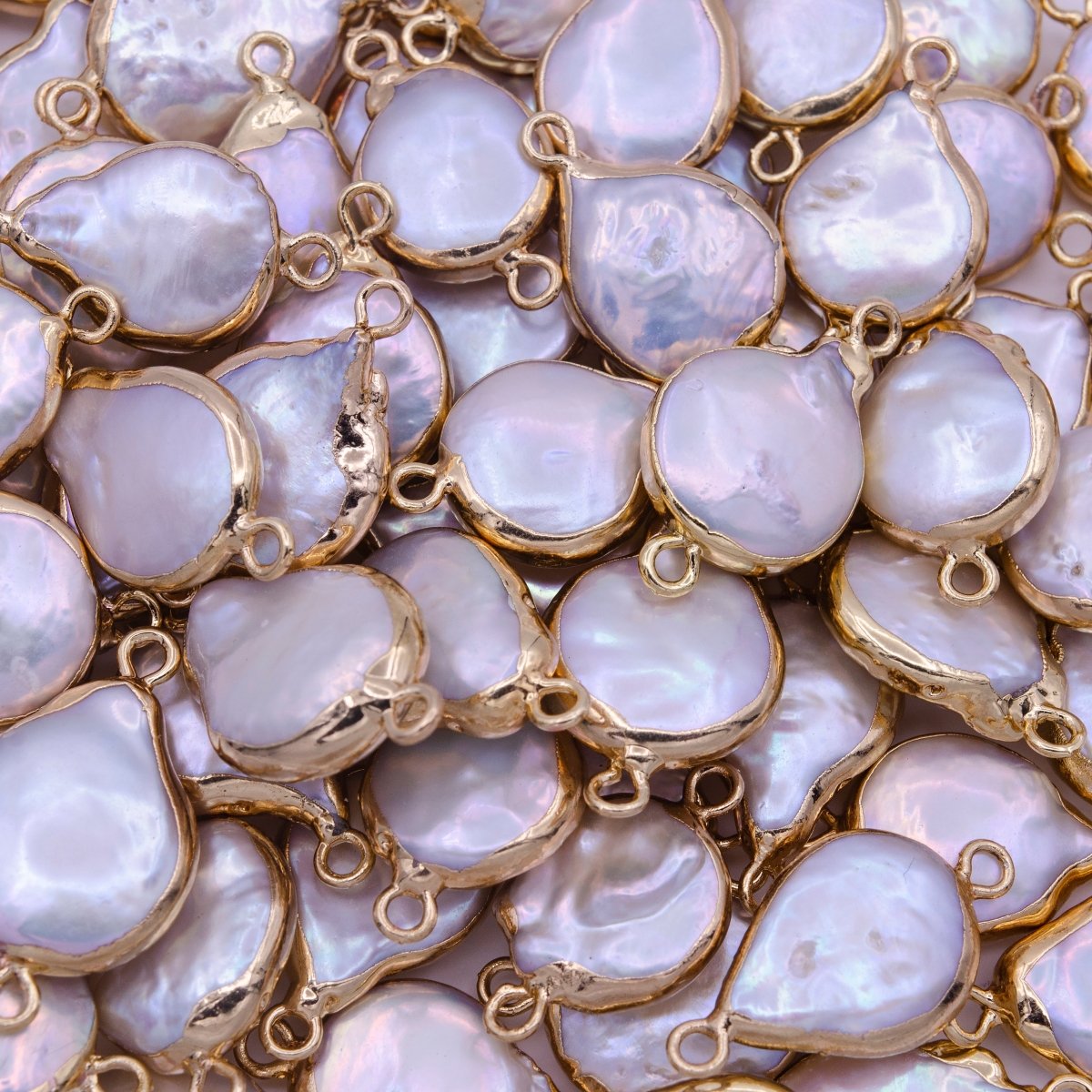 1 Piece Natural Pearl Gold bezel connector approx 24.6X13.5mm Freeform Pear shape gold plated Charm Connector P-1848