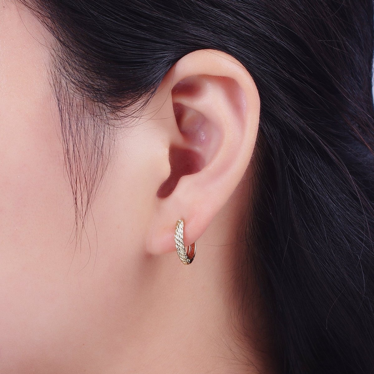 14.5mm Gold Twisted Rope Thin Cartilage Huggie Hoop Earrings | AD-188