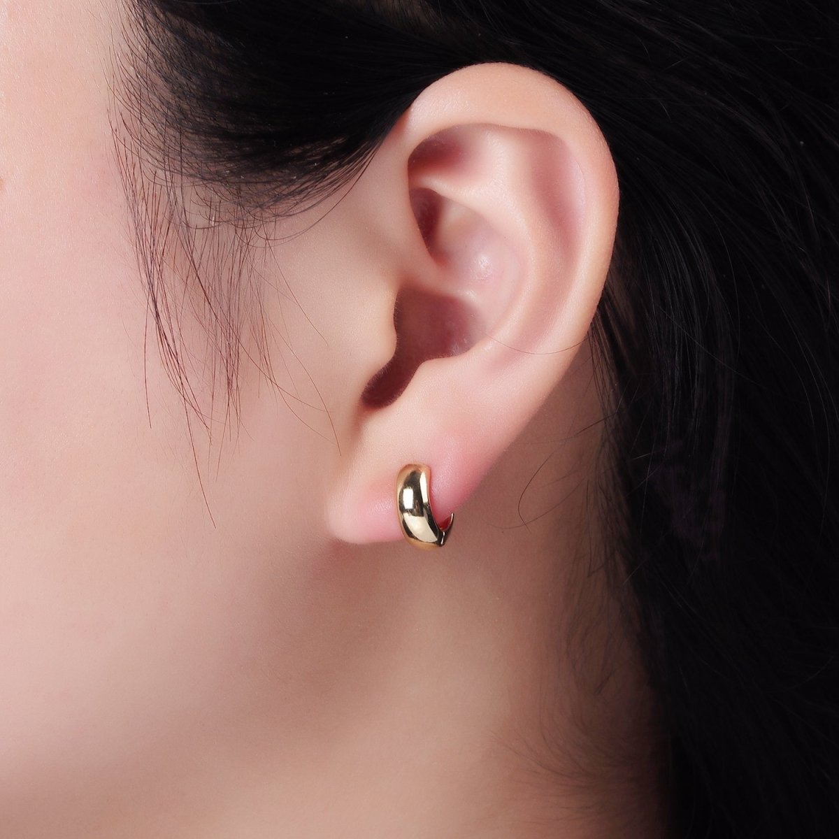 14K Gold Filled 10mm Chubby Minimalist Cartilage Huggie Earrings | P489