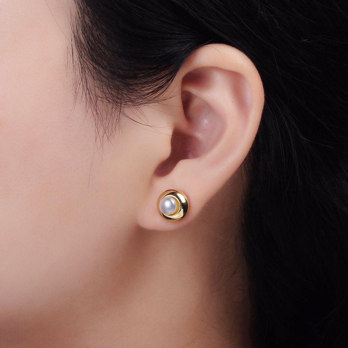 14K Gold Filled 10mm Pearl Round Bezel Stud Earrings | V-256