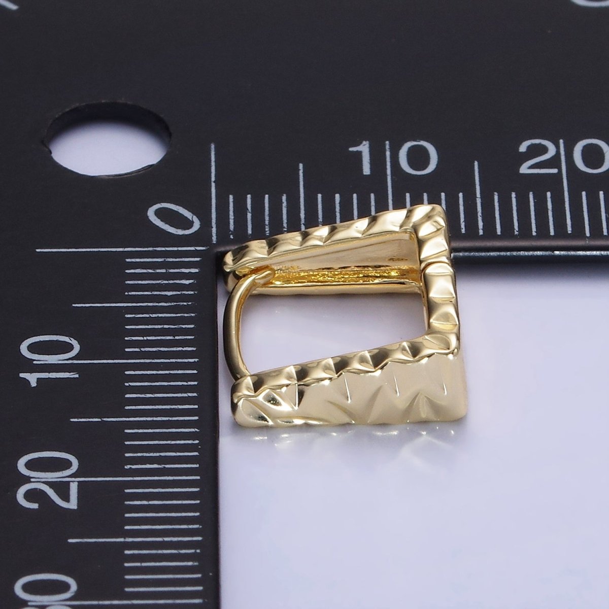 14K Gold Filled 13mm Triangle Hammered Square Huggie Earrings | AB1266