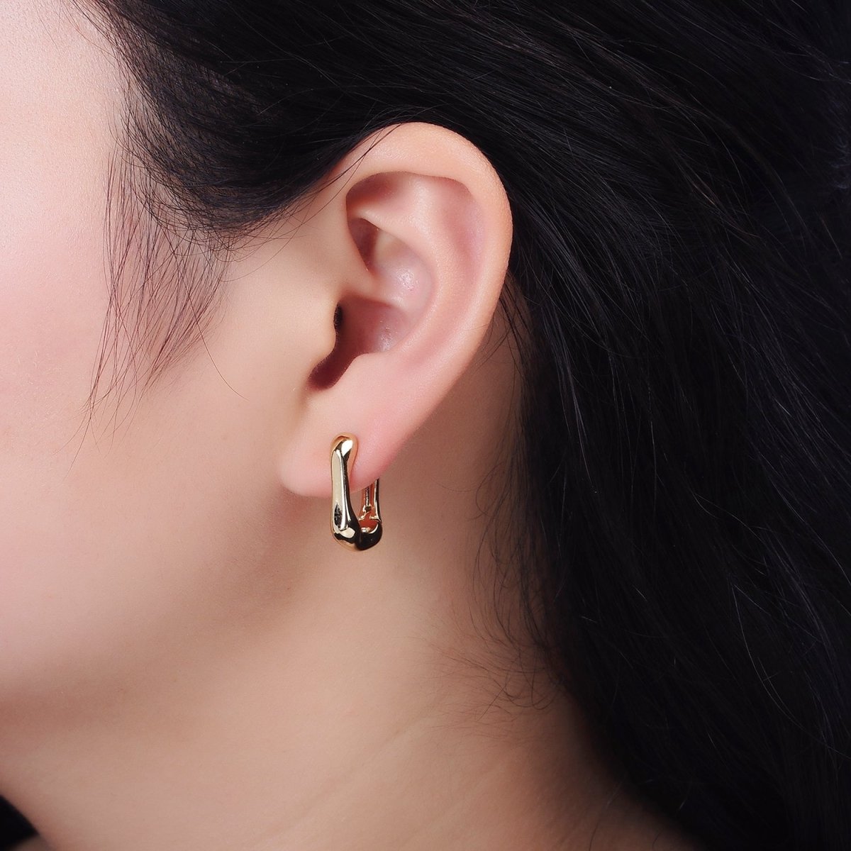 14K Gold Filled 14mm Geometric Molten Oblong Hoop Earrings | AE818