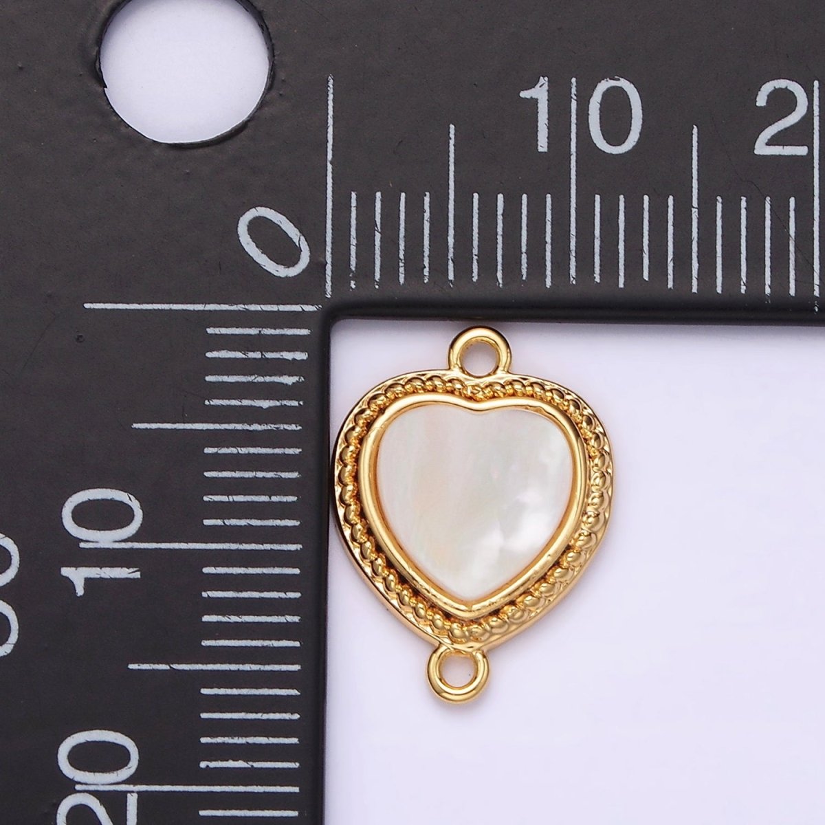 14K Gold Filled 15.5mm Shell Pearl Braided Bezel Heart Connector | G-061