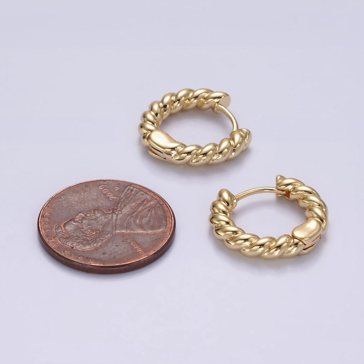 14K Gold Filled 15mm Braided Croissant Huggie Earrings | AE905