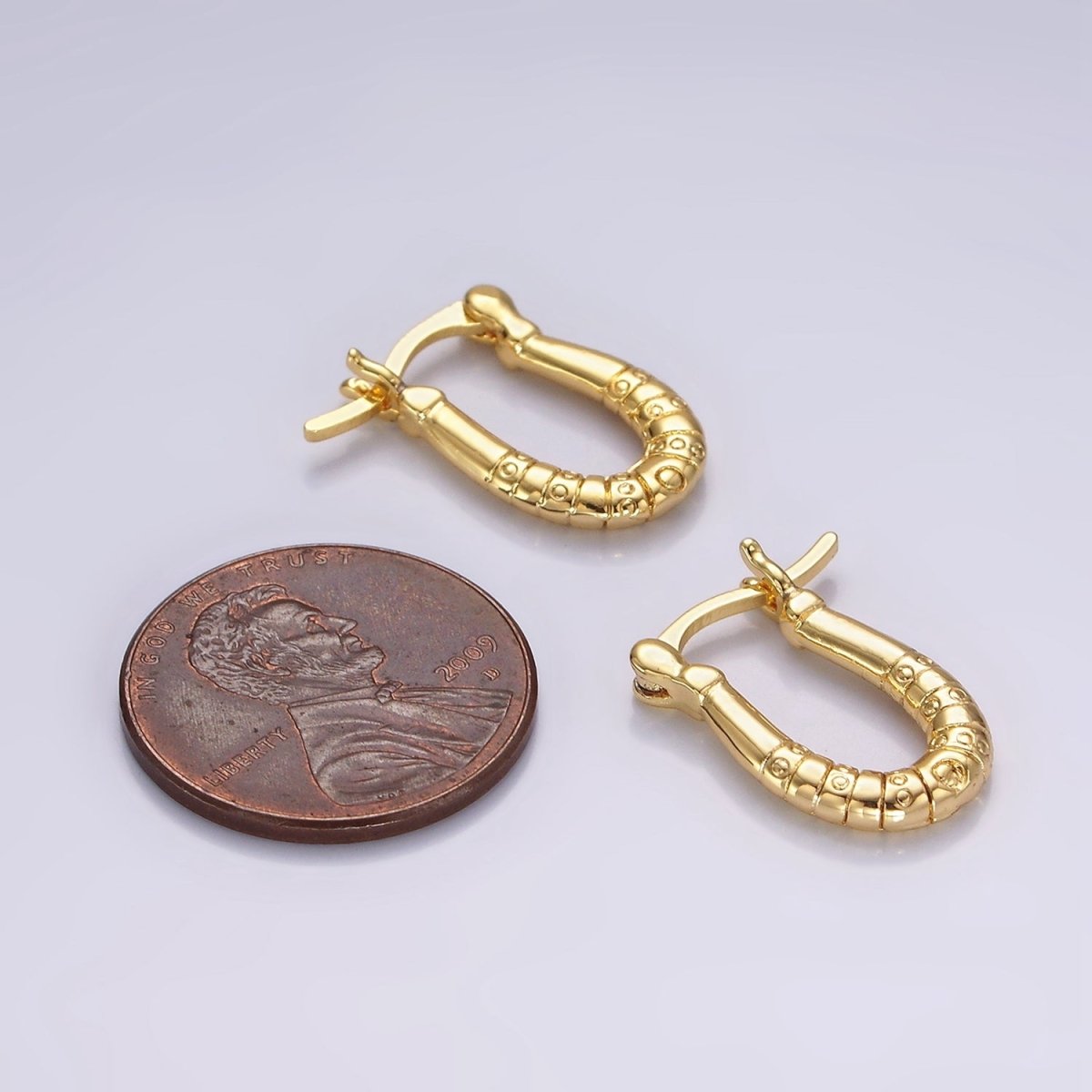 14K Gold Filled 15mm Dotted Lined U-Shaped French Lock Latch Hoop Earrings | AE962