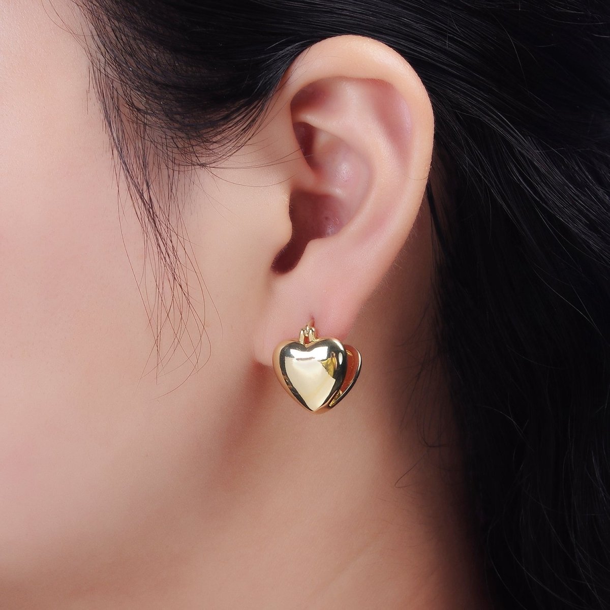 14K Gold Filled 15mm Heart Double Sided Modern Statement Latch Hoop Earrings | V059
