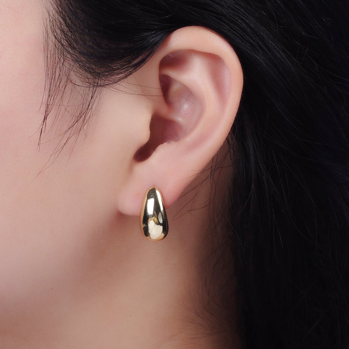 14K Gold Filled 15mm Teardrop Dome Minimalist Stud Earrings | V461