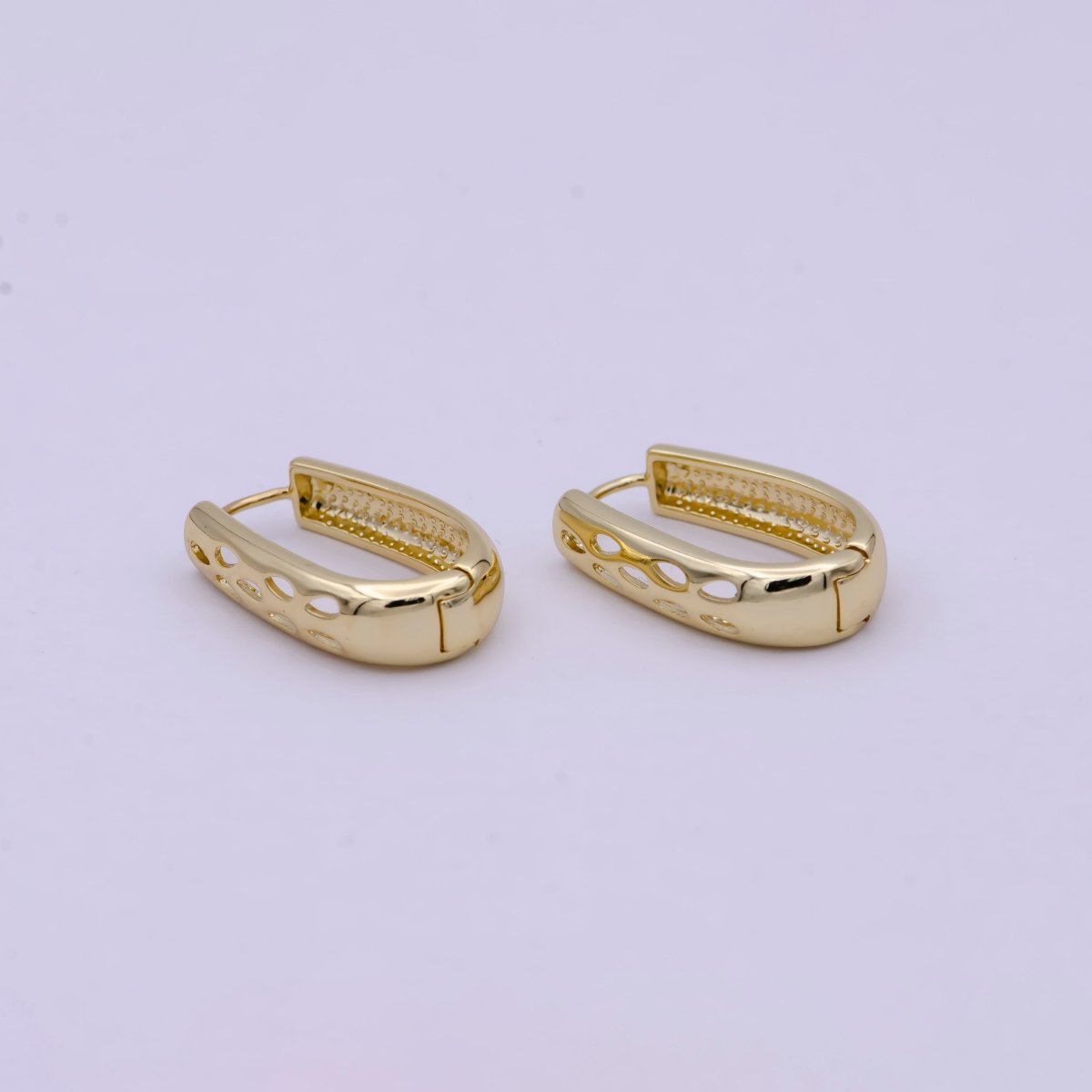 14K Gold Filled 16.5mm Open Dome U-Shaped Oblong Huggie | T-269