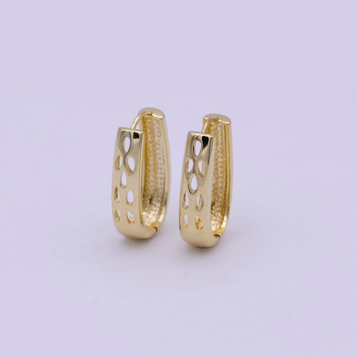 14K Gold Filled 16.5mm Open Dome U-Shaped Oblong Huggie | T-269