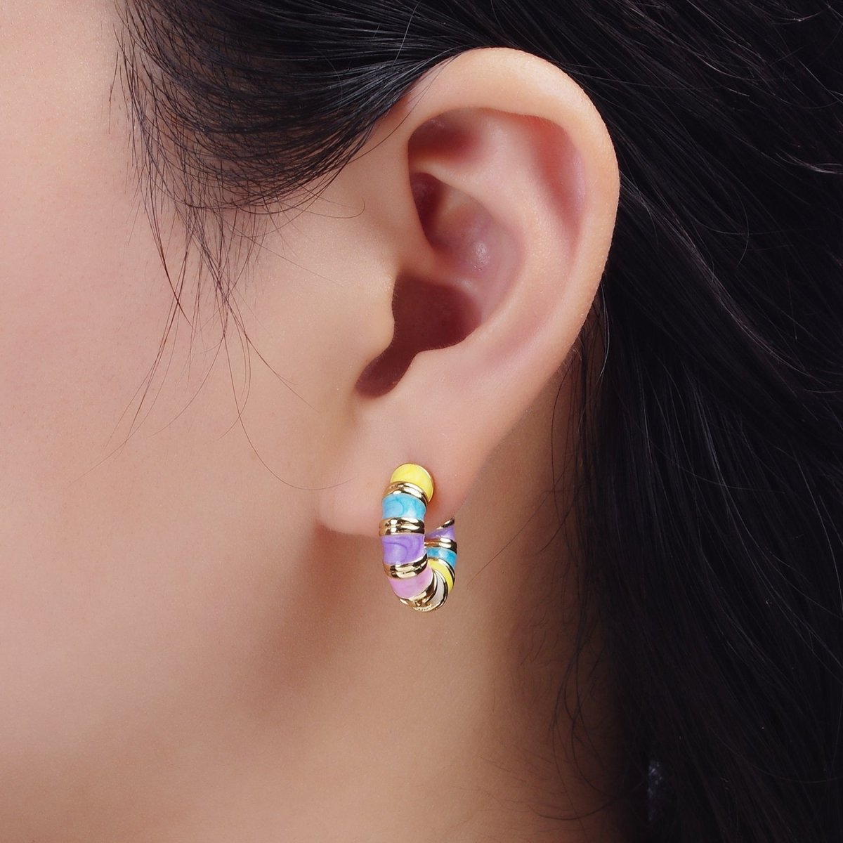 14K Gold Filled 19mm Multicolor Enamel Double Lined Chubby Huggie Earrings | V055