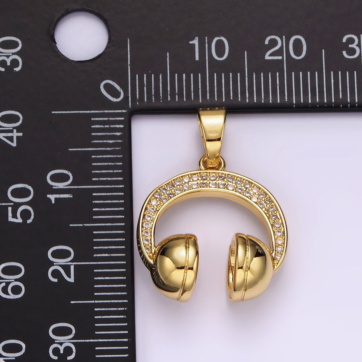 14K Gold Filled 25mm Headphones Headset Micro Paved CZ Pendant | AH120