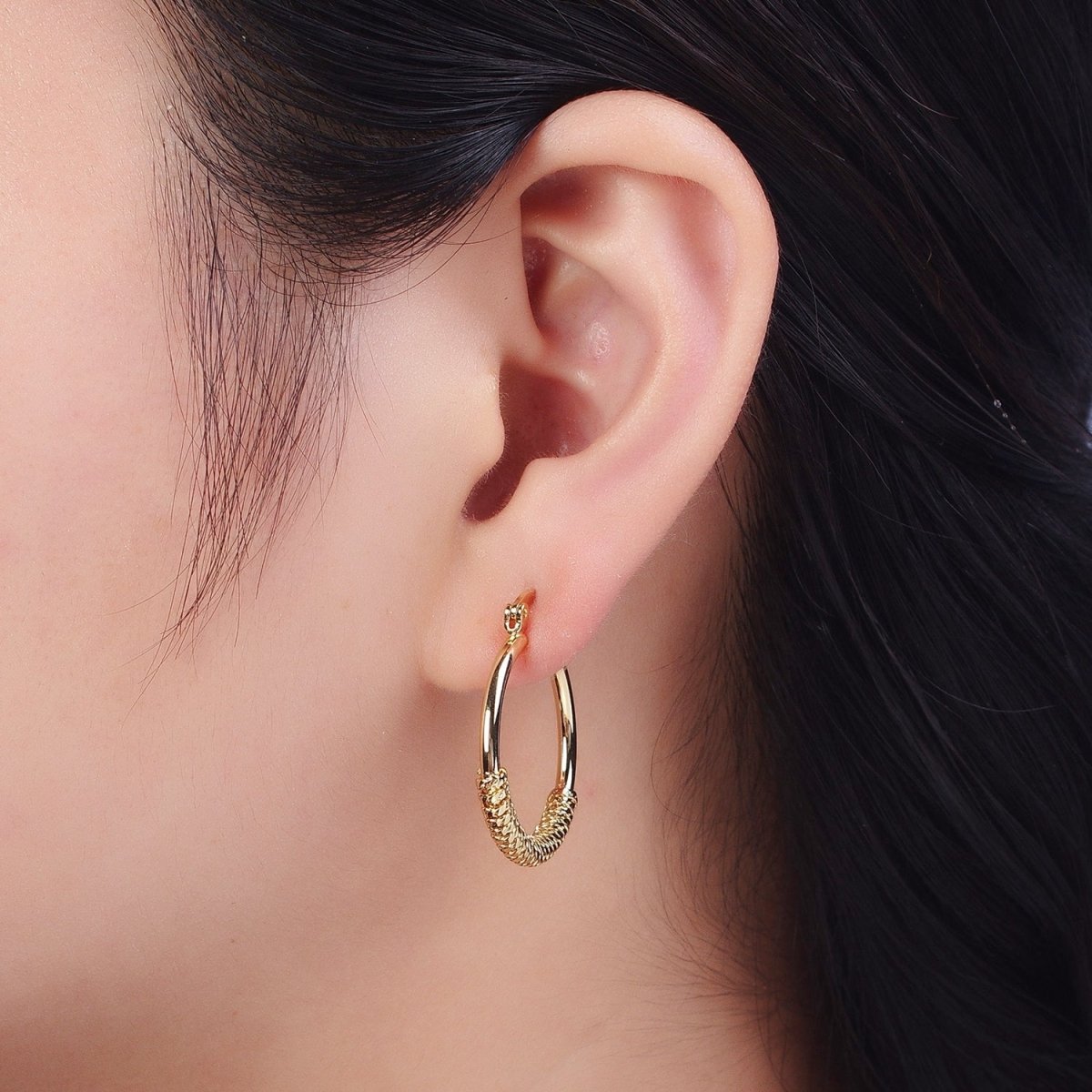 14K Gold Filled 25mm Multiple Curb Latch Hoop Earrings | AE1017