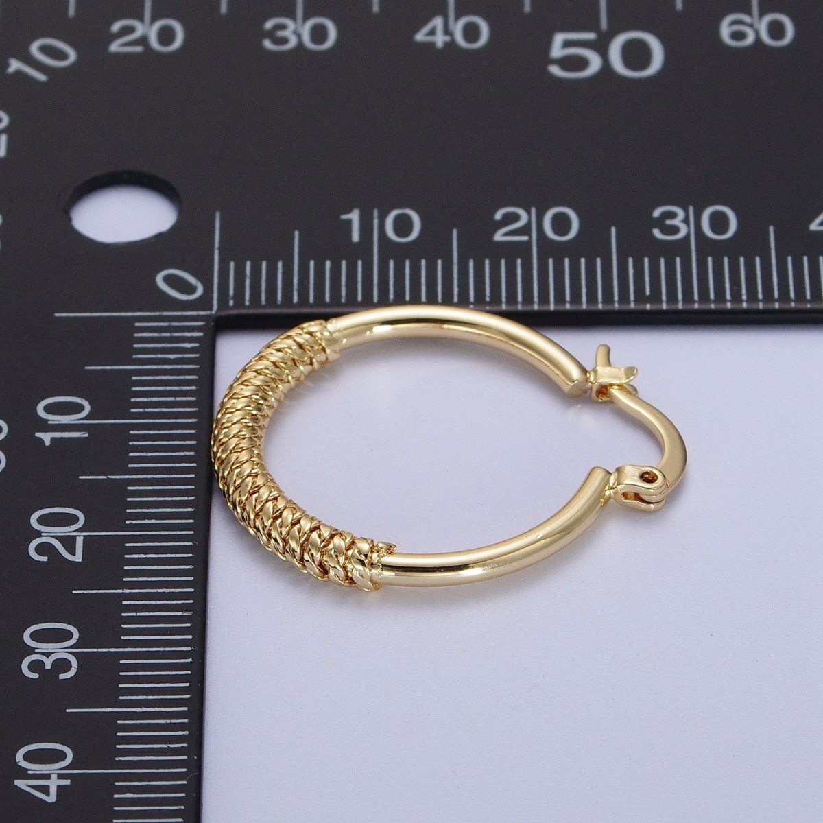 14K Gold Filled 25mm Multiple Curb Latch Hoop Earrings | AE1017