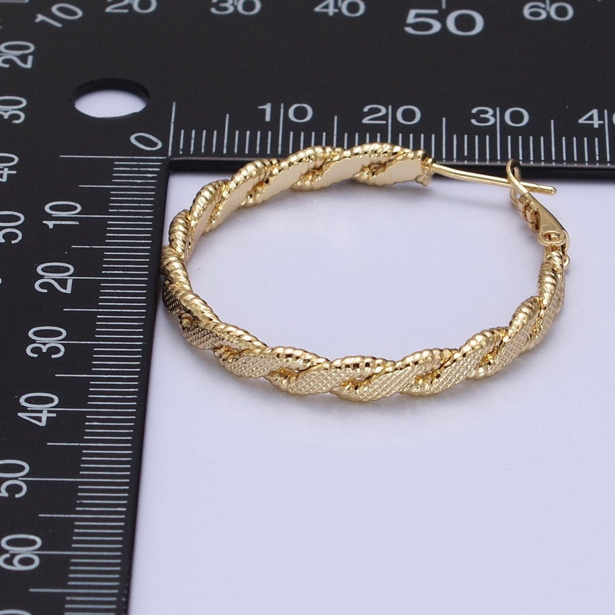 14K Gold Filled 35mm Textured Flat Twisted Hinge Hoop Earrings | AE047
