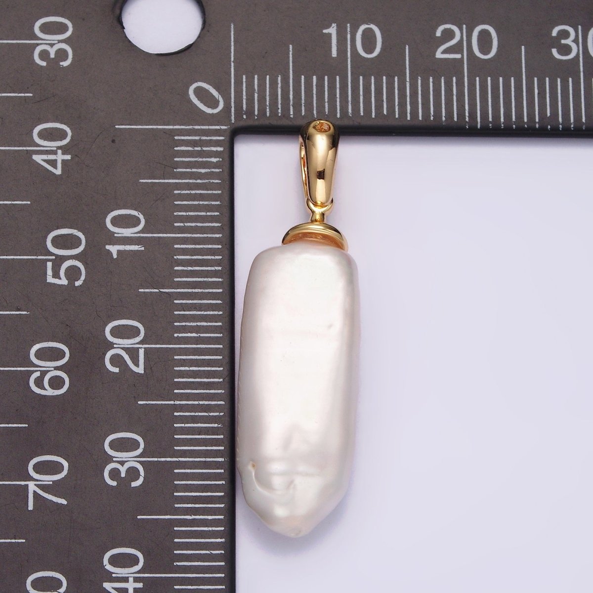 14K Gold Filled 37.5mm Biwa Baroque Freshwater Pearl Pendant | AA728
