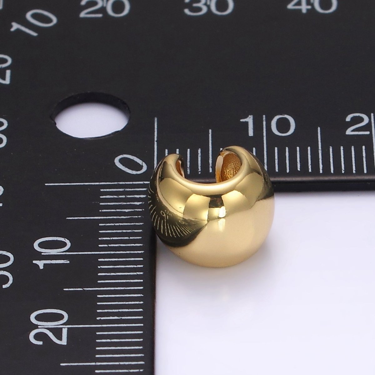 14K Gold Filled 8.7mm Wide Rounded Modern 1 Piece Ear Cuff Earrings | AI153