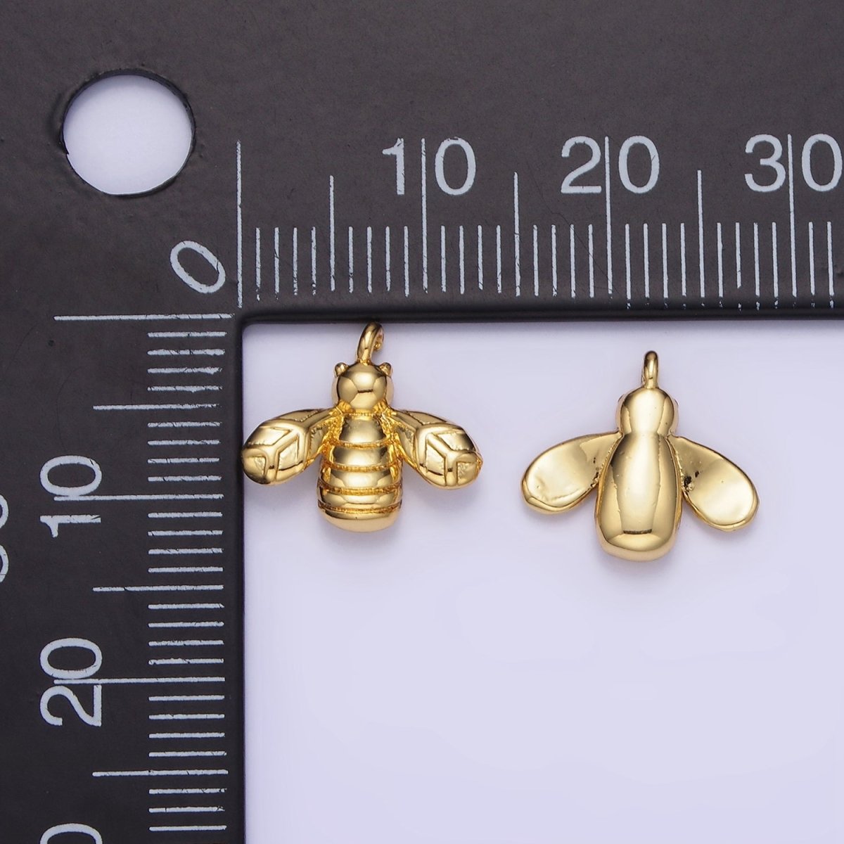 14K Gold Filled Bumble Queen Bee Insect Lined Charm | AG633