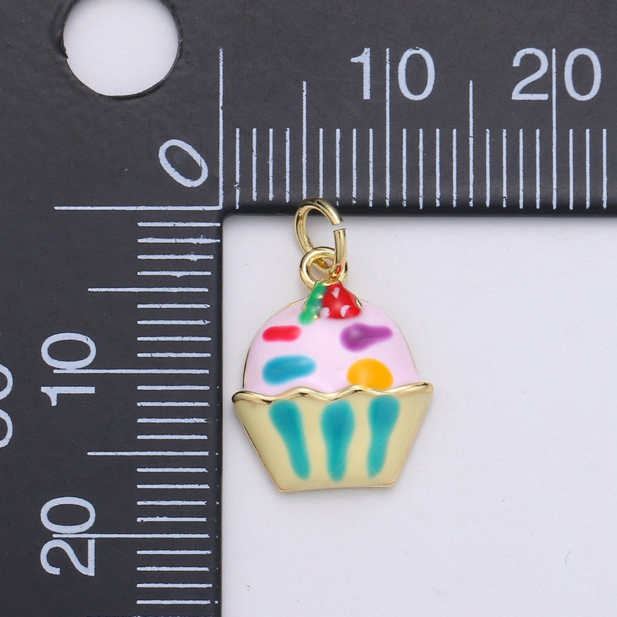 14K Gold Filled Cake cupcake charm for Bracelet Necklace Earring Charm. Dainty Cupcake charm Enamel Jewelry for Kids D-751