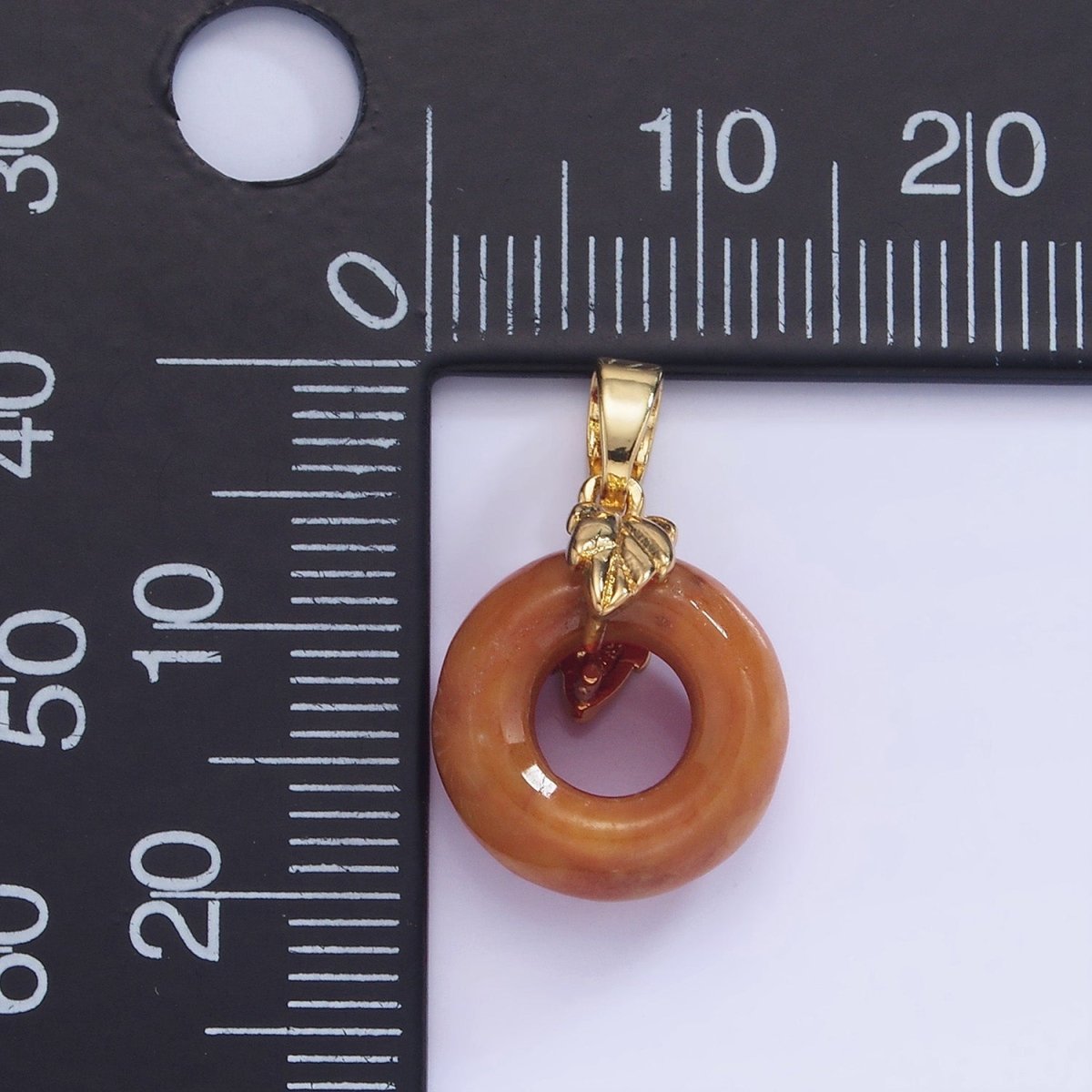 14K Gold Filled Carnelian Donut Open Round Leaf Pendant | AA1243