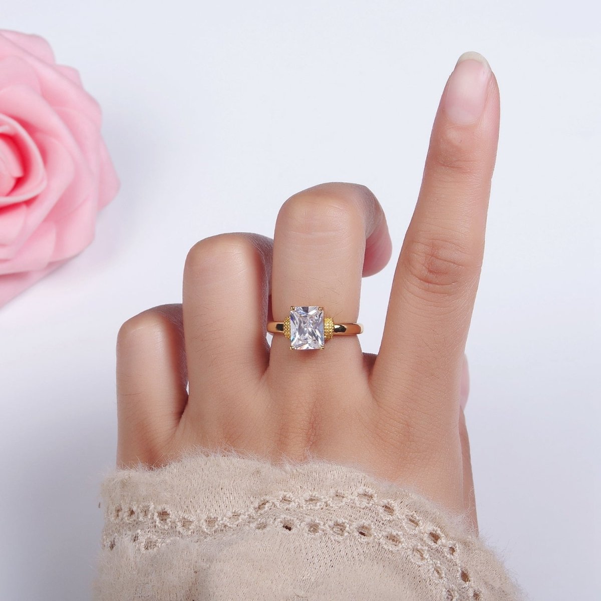 14K Gold Filled Clear Baguette Dotted Band Solitaire Ring | O1073