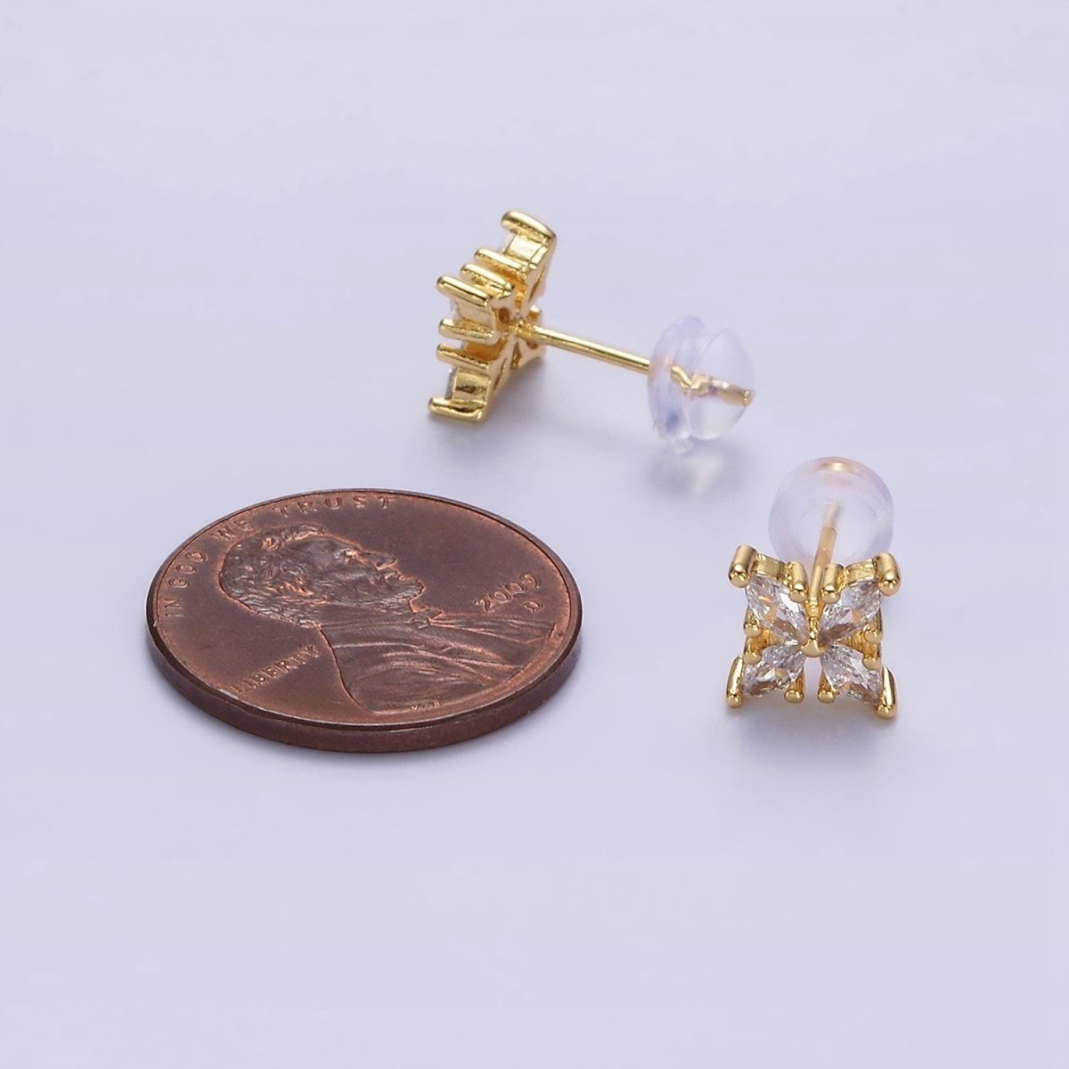 14K Gold Filled Clear Marquise Flower Petal Stud Earrings | AE860
