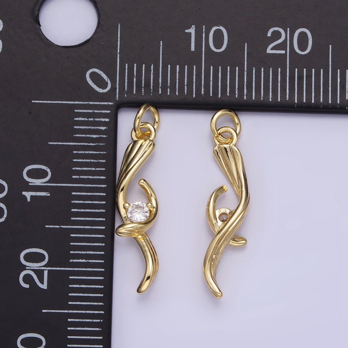 14K Gold Filled CZ Twirled Lined Leaf Nature Charm | AG733