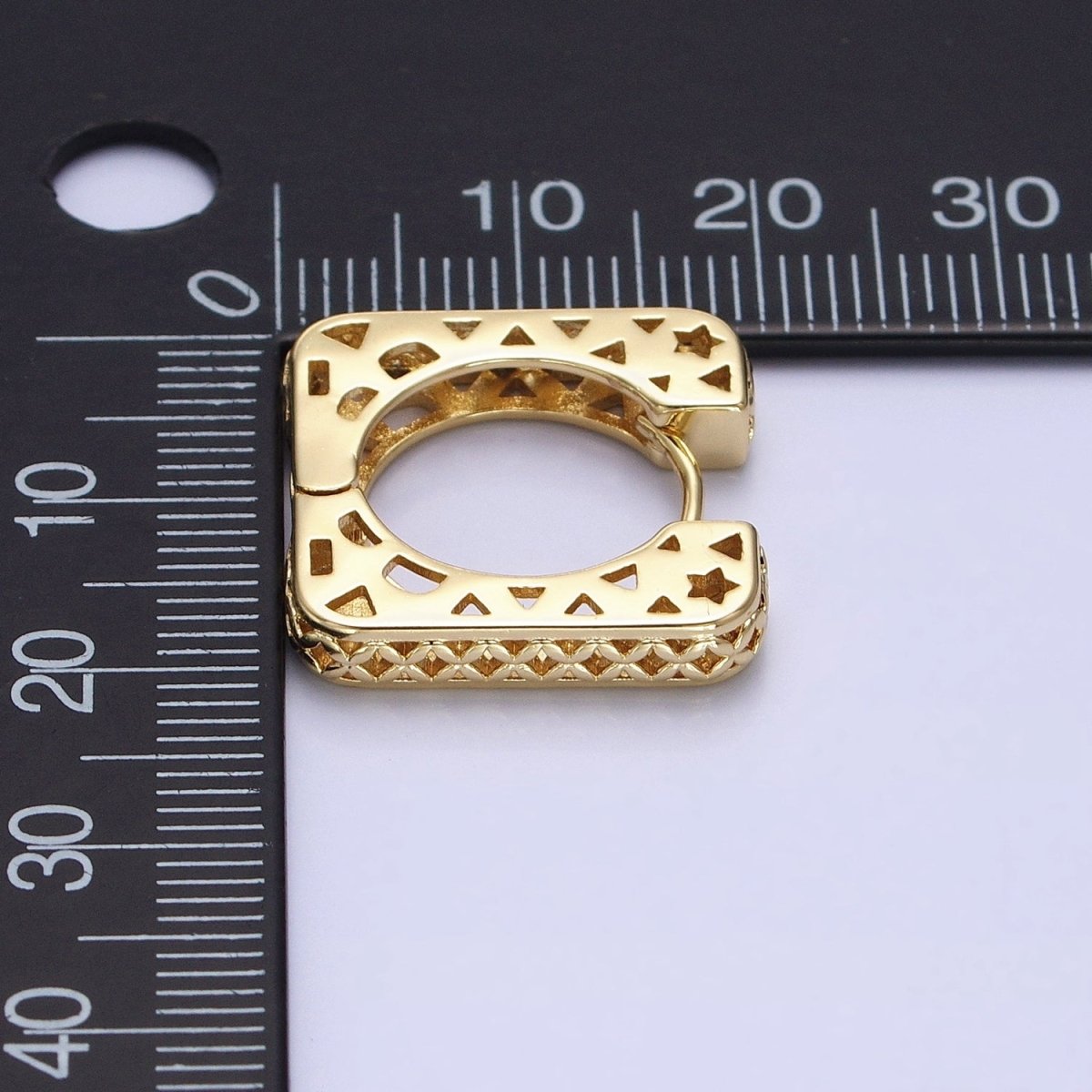 14K Gold Filled Filigree Star Thin Square Huggie Hoop Earrings | AB1526