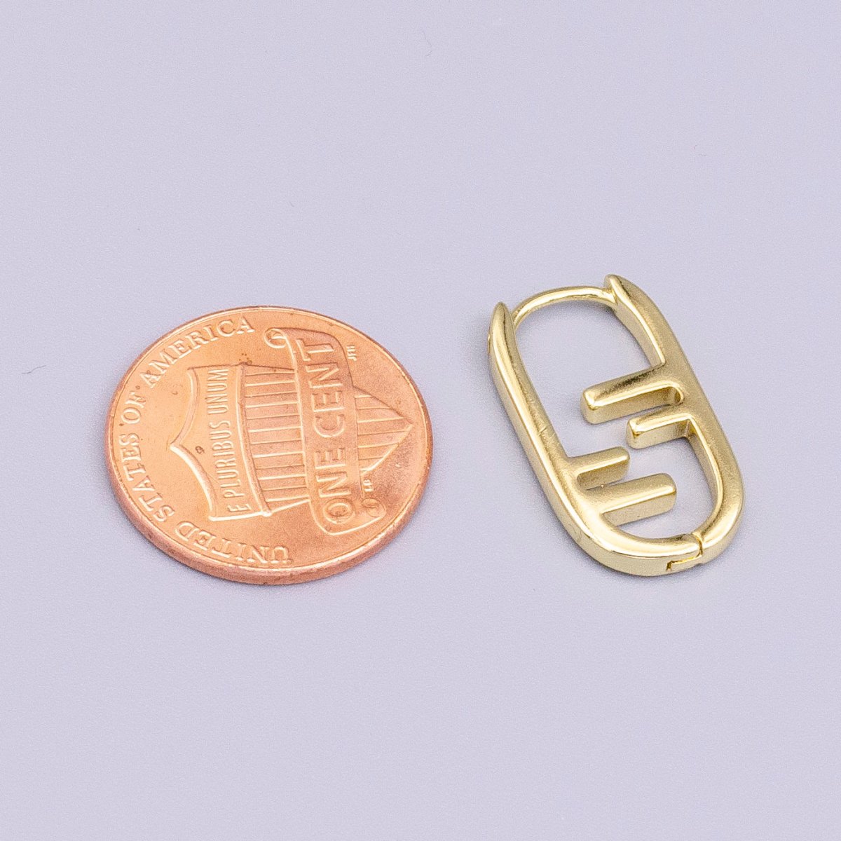 14K Gold Filled Geometric Bar Lined Oblong U-Shaped Hoop Earrings | AD-379
