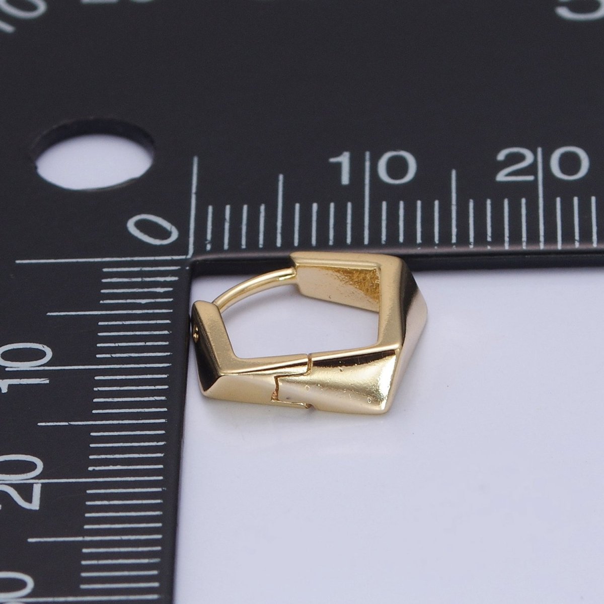 14K Gold Filled Geometric Hexagon Huggie Hoop Earrings P-374