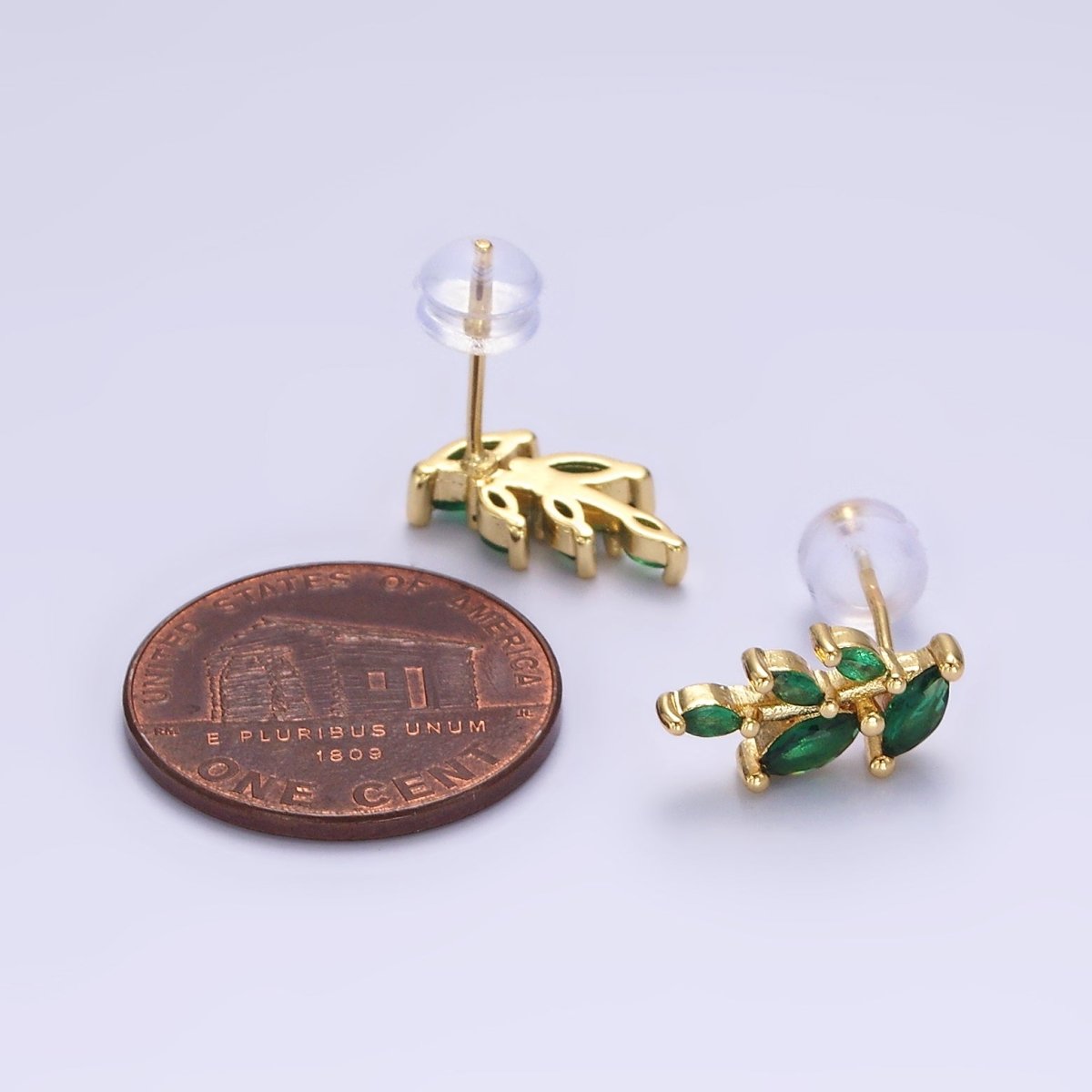 14K Gold Filled Green Marquise Leaf Stud Earrings | AE647