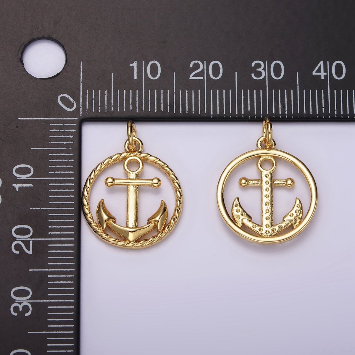14K Gold Filled Nautical Ocean Sea Anchor Open Braided Round Charm | AC909