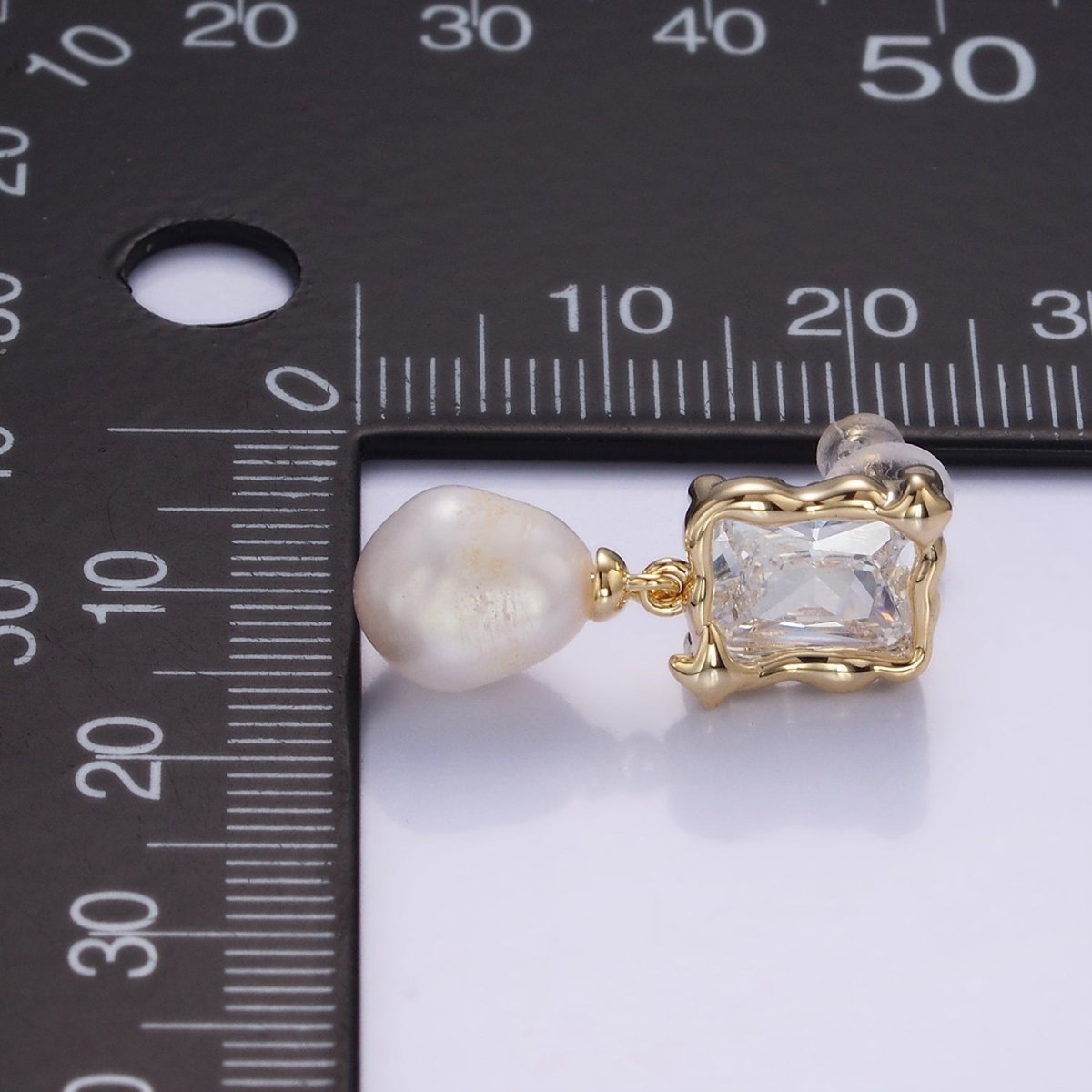 14K Gold Filled Pearl Baguette Molten Drop Stud Earrings in Gold & Silver | AE486 AE487