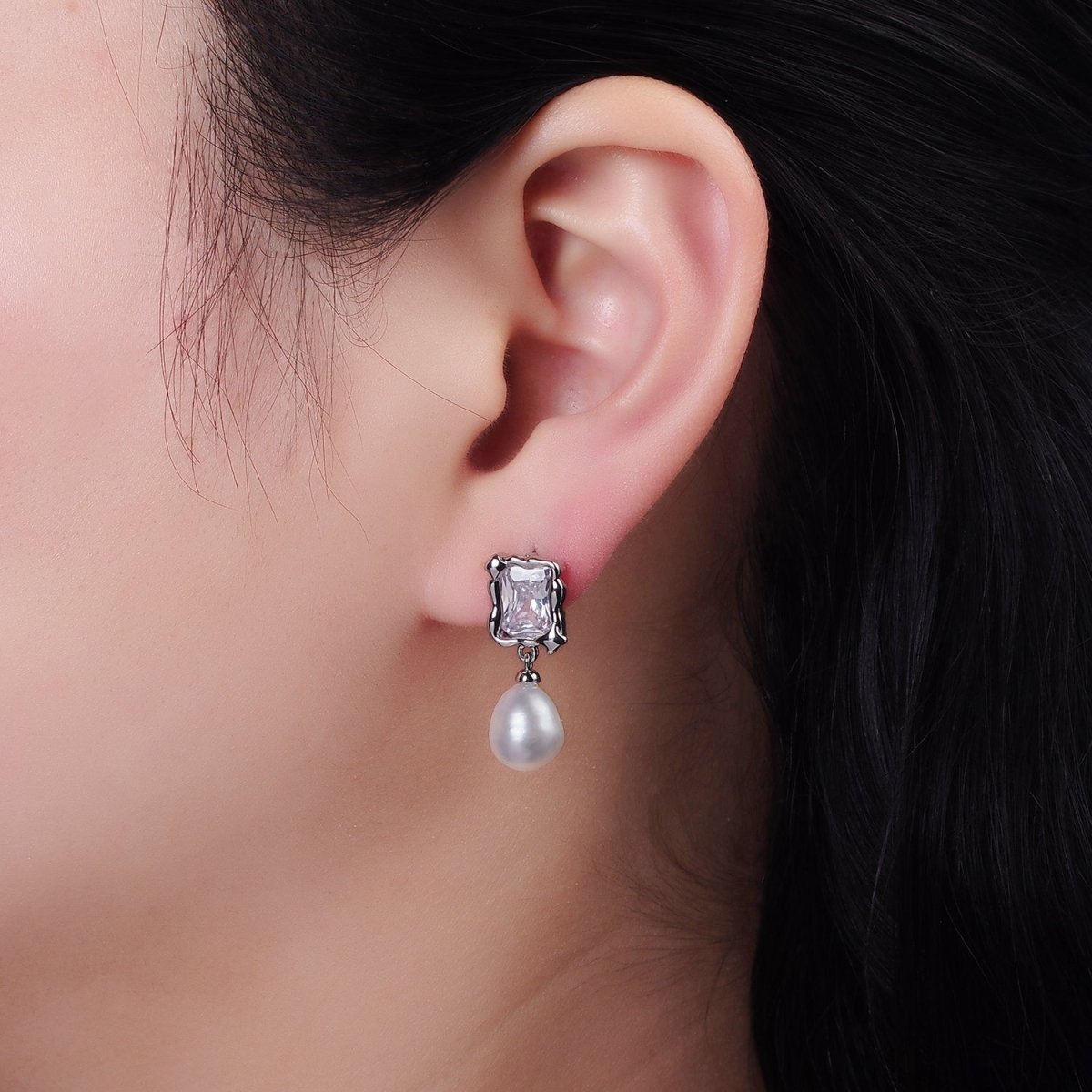 14K Gold Filled Pearl Baguette Molten Drop Stud Earrings in Gold & Silver | AE486 AE487