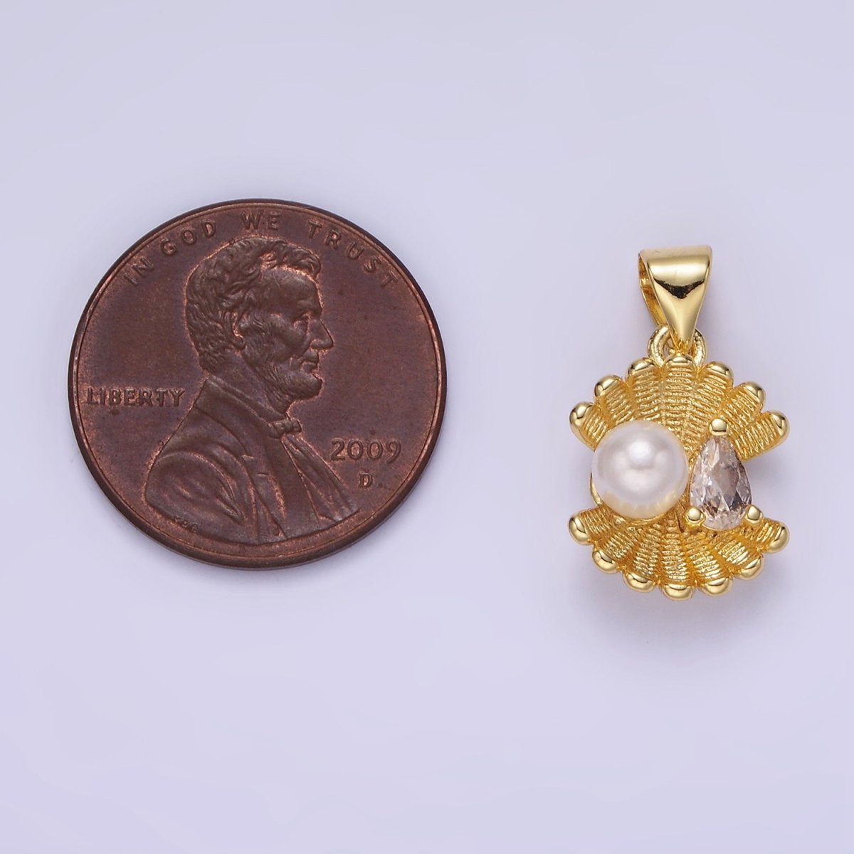 14K Gold Filled Pearl Clear CZ Teardrop Line-Textured Clam Sea Shell Pendant | AA1147
