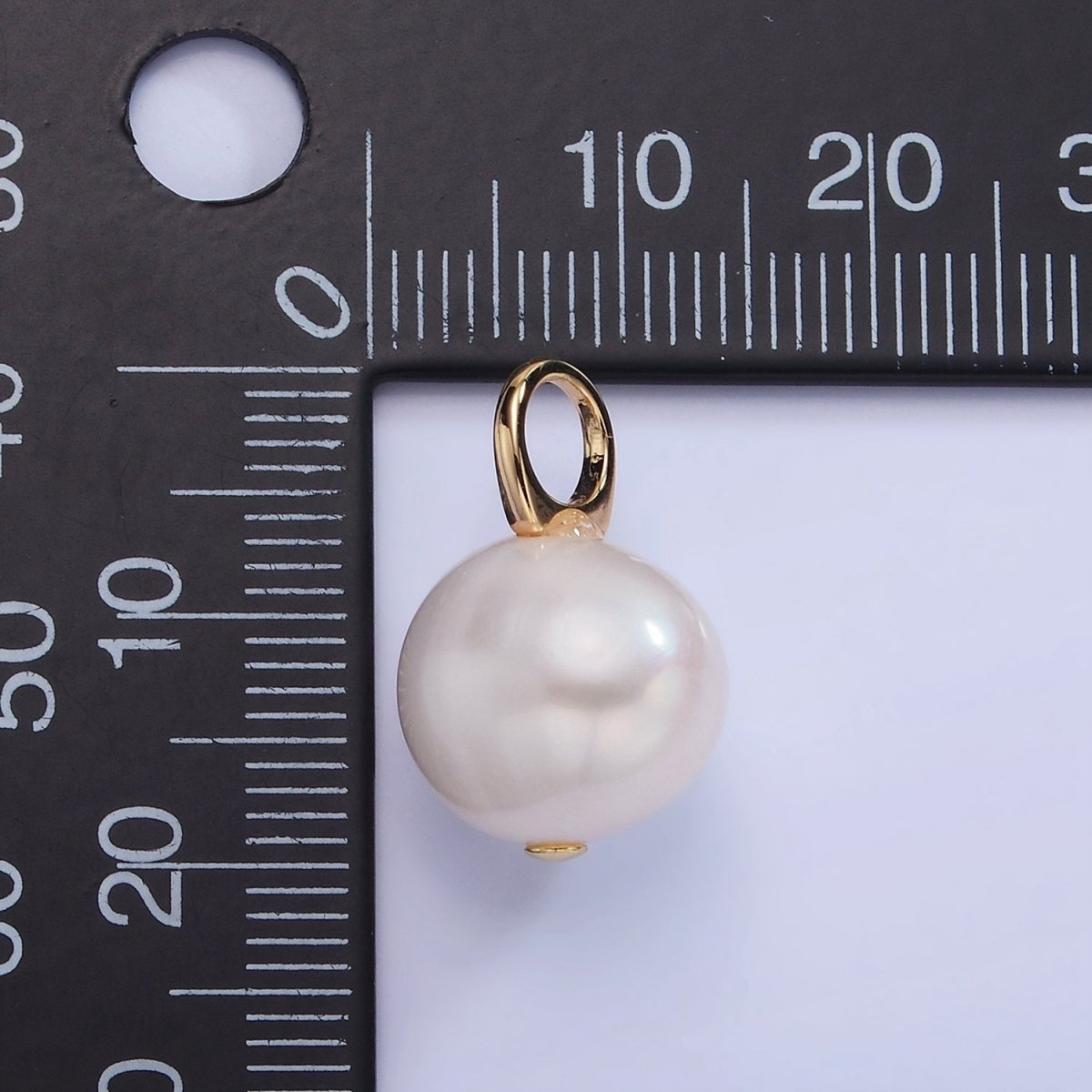 14K Gold Filled Round White Freshwater Pearl Drop Pendant | P1711