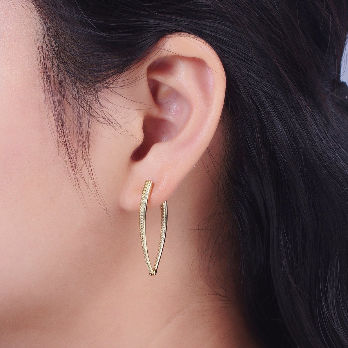 14K Gold Filled Sharp Oval Dotted Inside Out Sided Textured Earrings | V-029