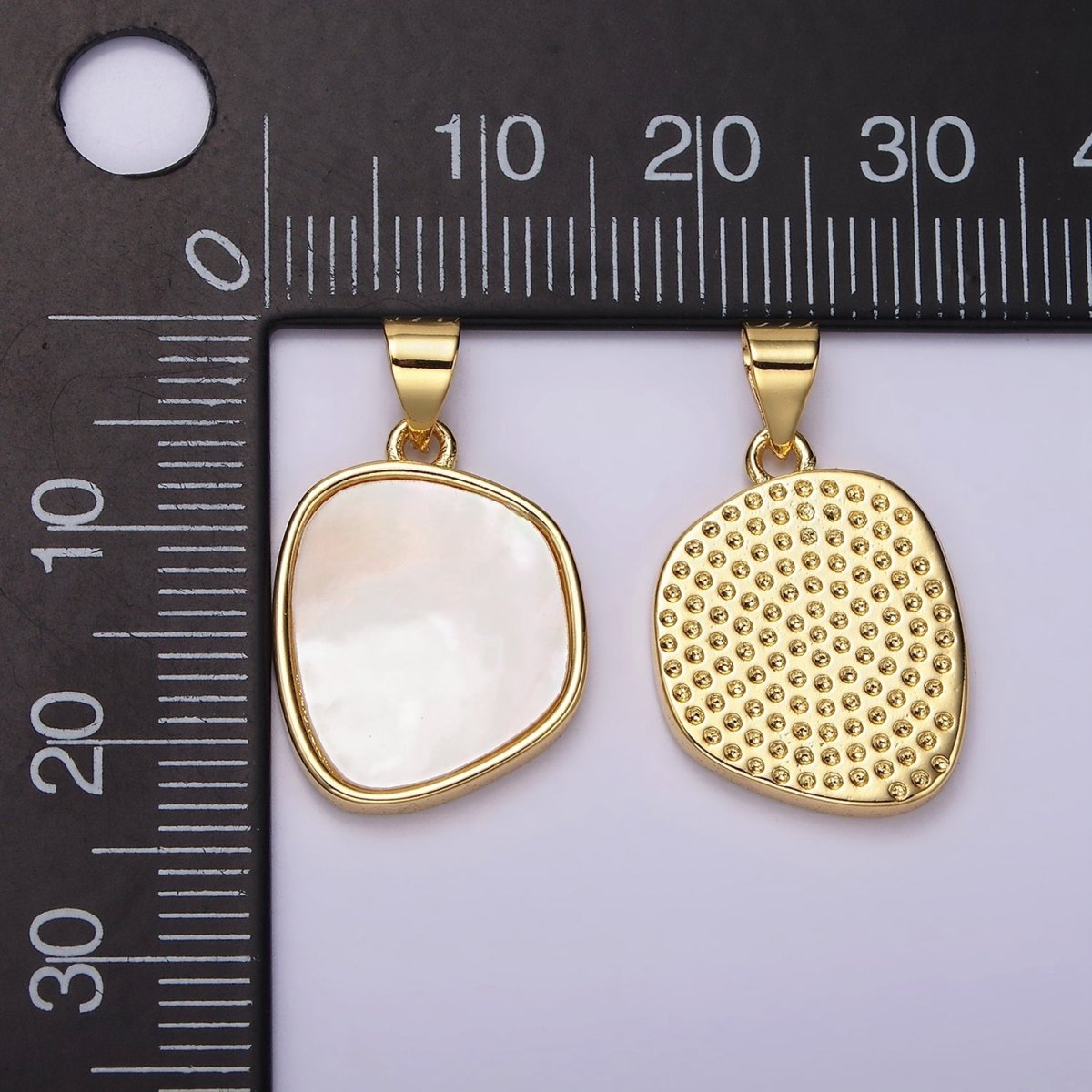 14K Gold Filled Shell Pearl Abstract Bezel Pendant | N1950