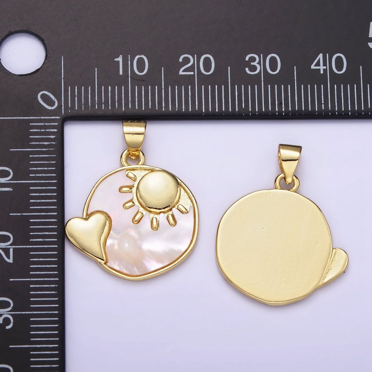 14K Gold Filled Shell Pearl Heart Celestial Sun, Moon Round Pendant | AH153 AA741