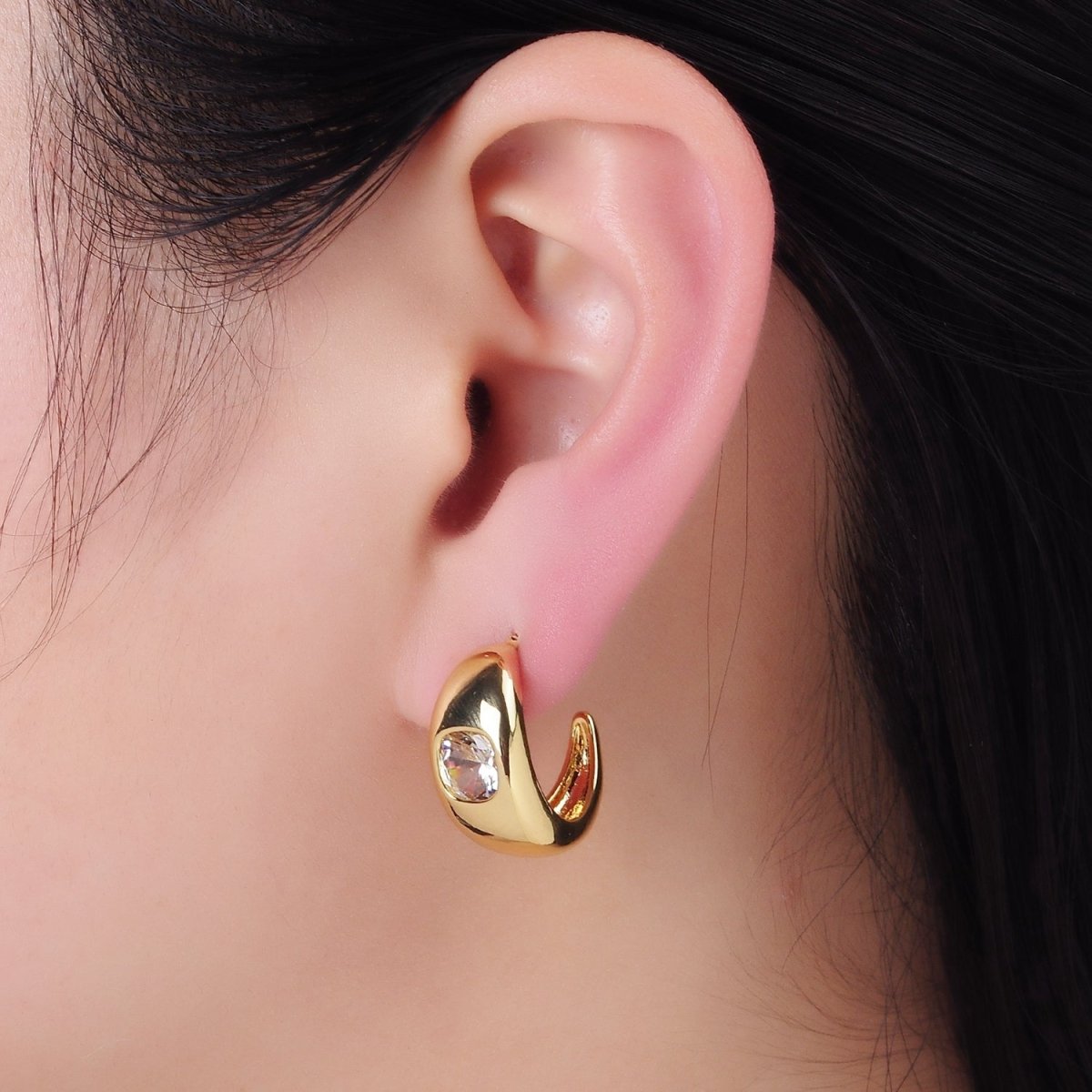 14K Gold Filled Square CZ Chubby C-Shaped Hoop Earrings | AB1402