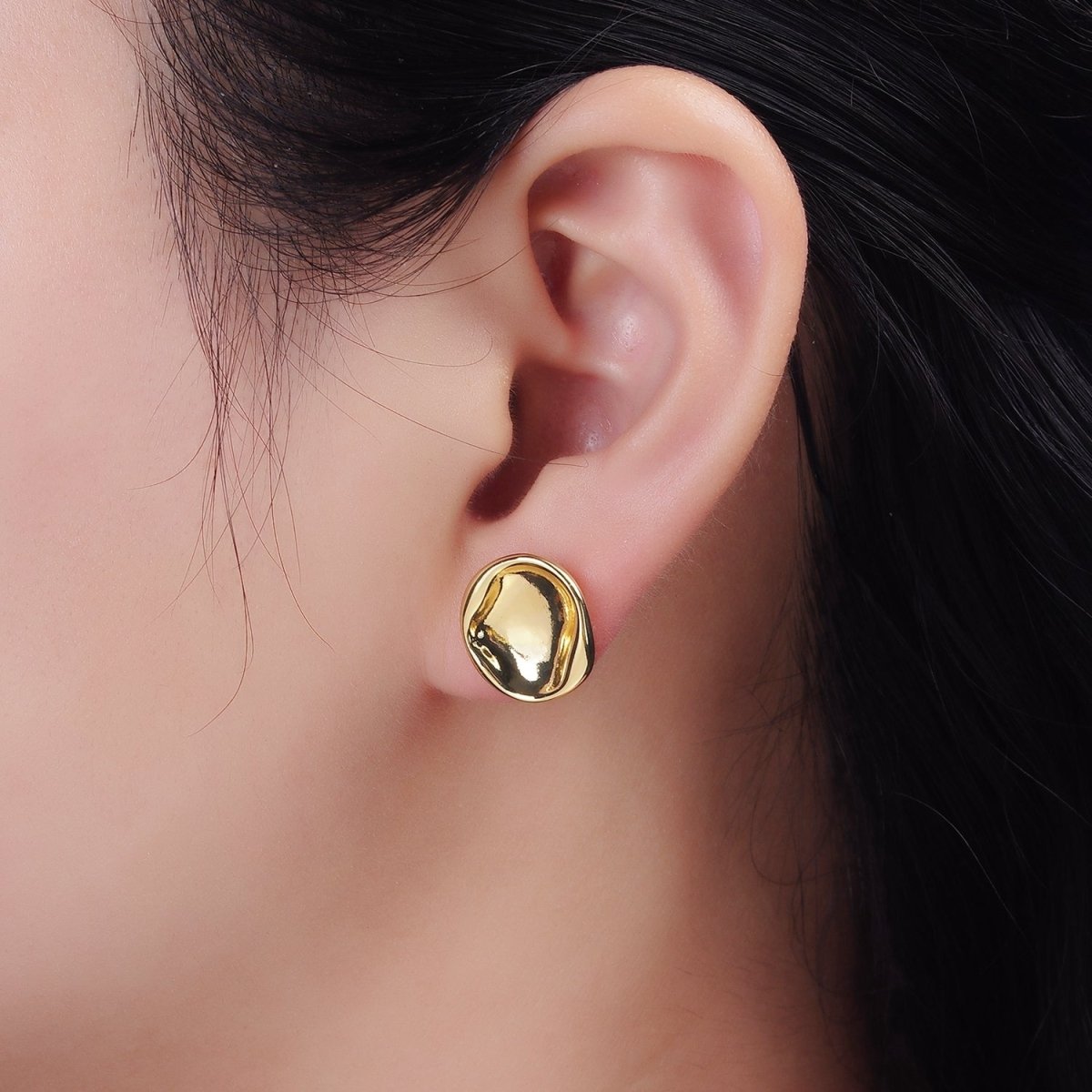 14K Gold Filled Stamped Dome Molten Round Stud Earrings | AE941