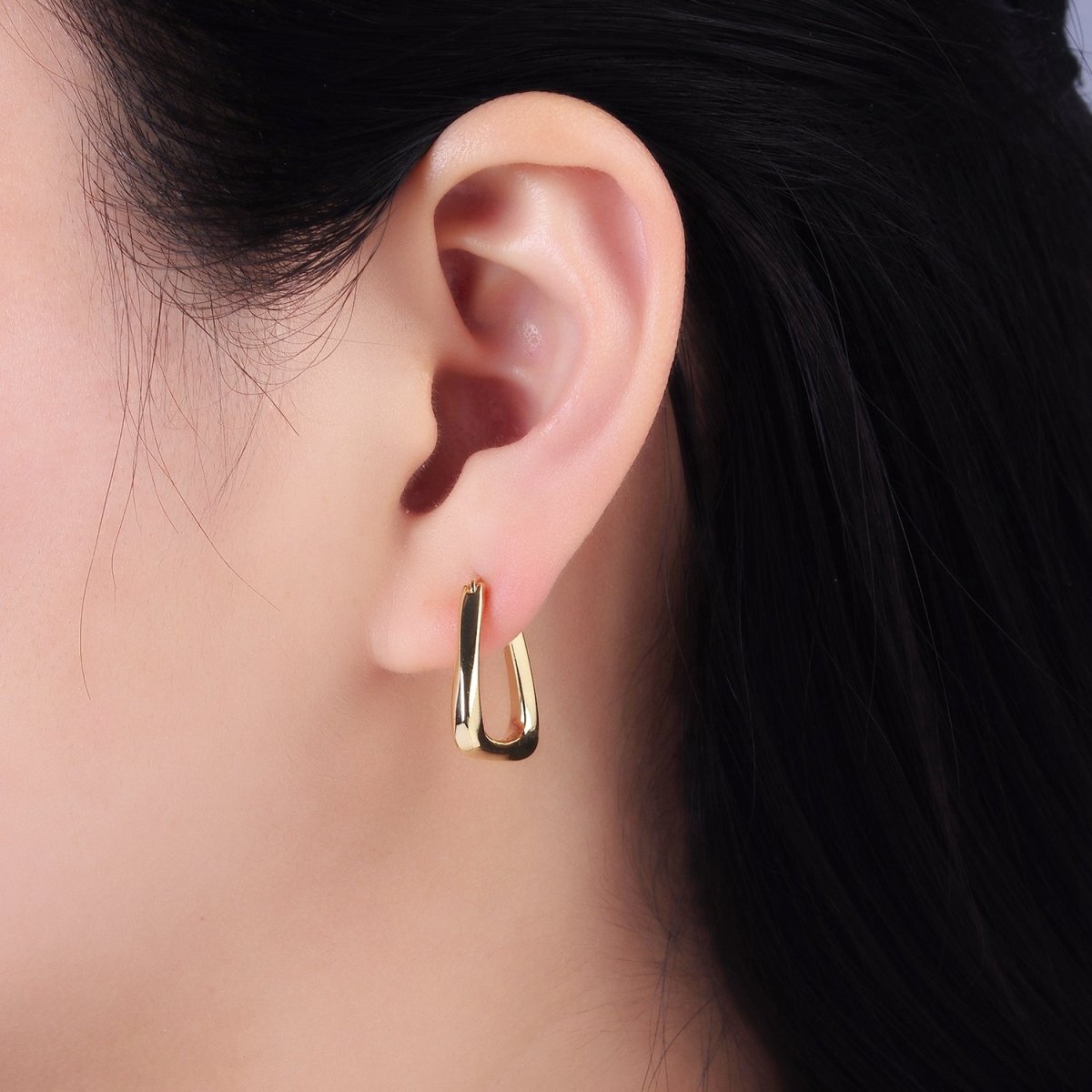14K Gold Filled Twisted Edged Triangle Latch Hoop Earrings in Gold & Silver | AB1348 AB1349