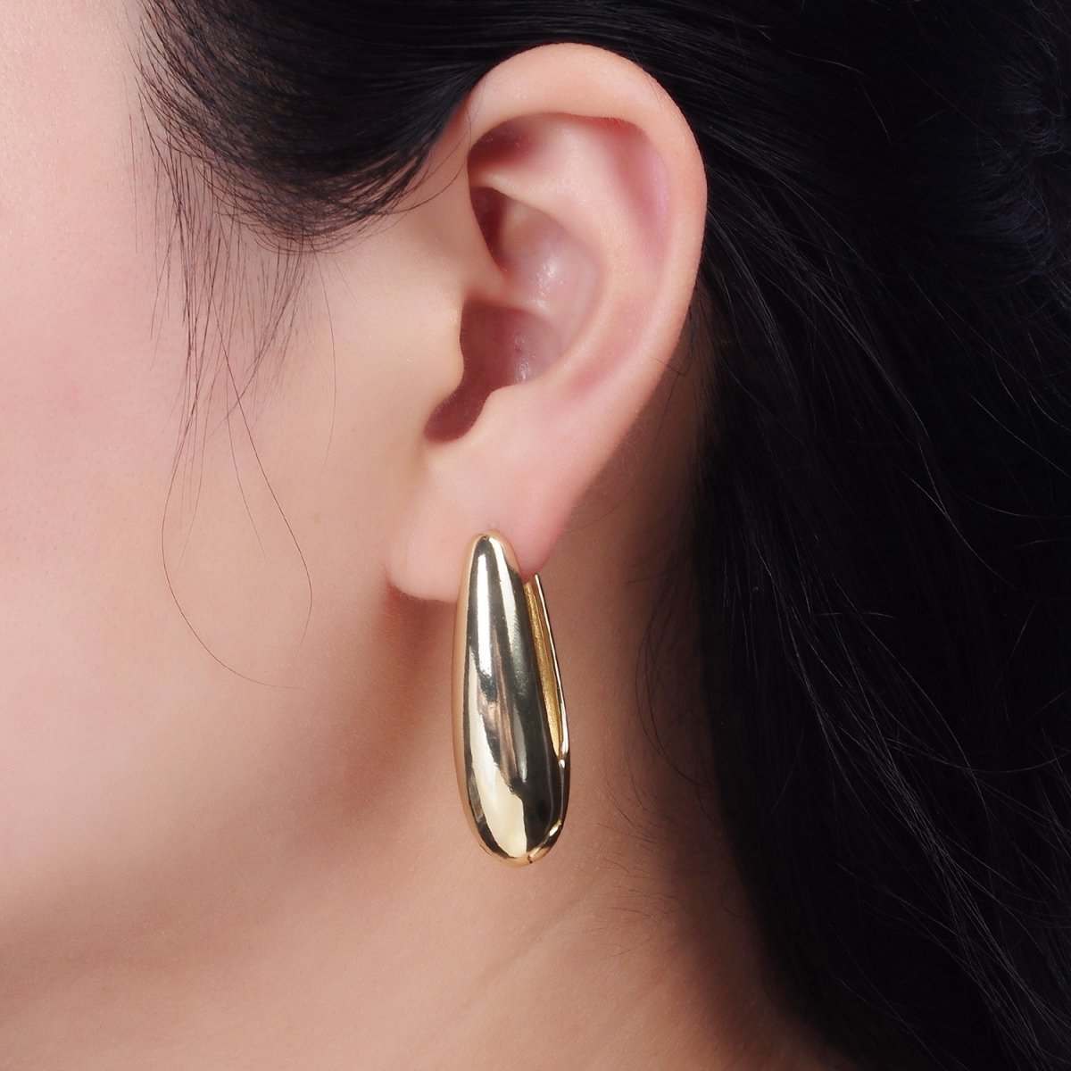 14K Gold Filled U-Shaped Oblong Dome Hoop Earrings | AE256