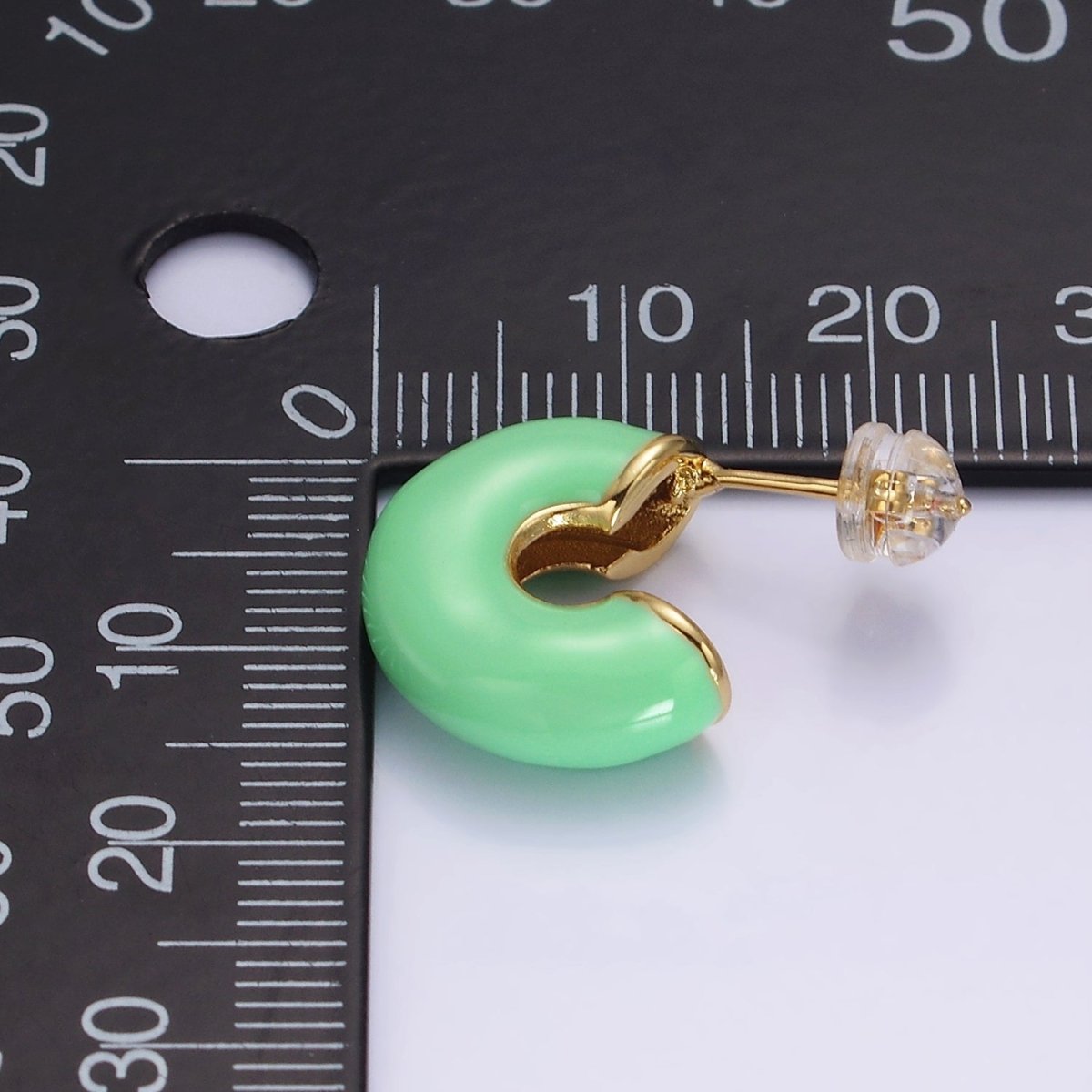 14K Gold Filled White, Green Enamel 22.5mm Chubby C-Shaped Hoop Earrings | AE858 AE859