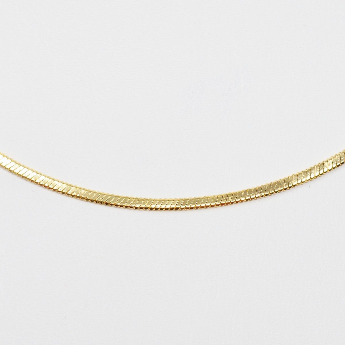 1.5mm Dainty Flat Herringbone Snake 17.5 Inch Layering Chain Necklace w. Lobster Clasps | WA-011 Clearance Pricing